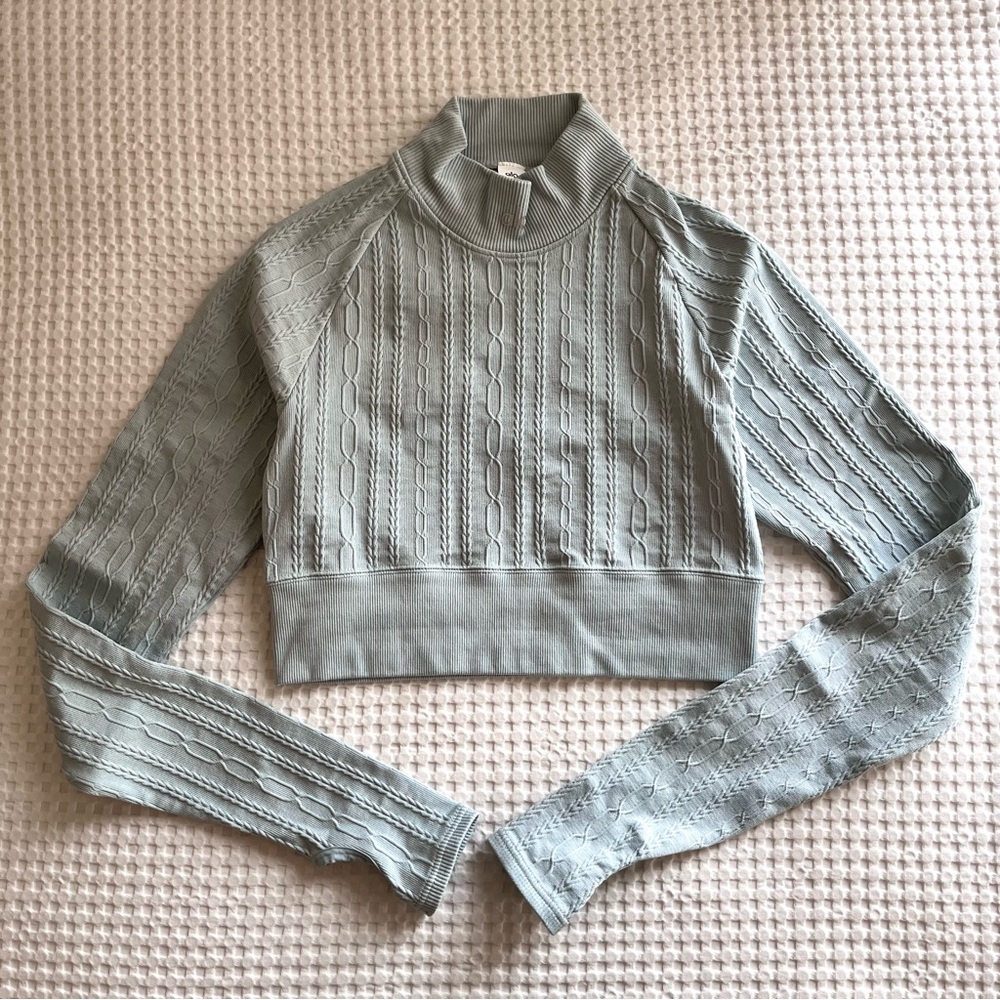 ALO Seamless Cable Knit Crop Top - Chalk Blue